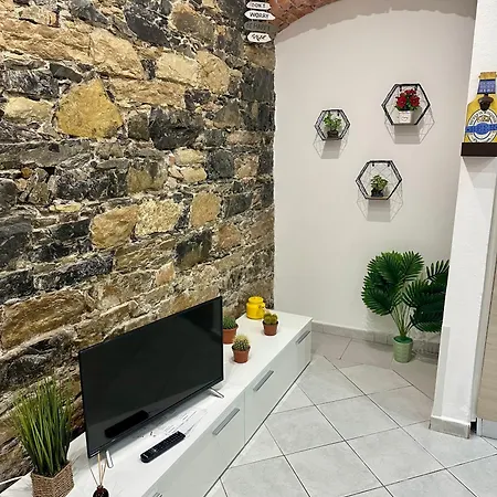 Revel Station To Cinque Terre Apartment