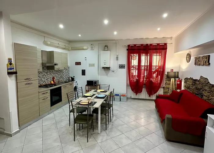 Revel Station To Cinque Terre Апартаменты *