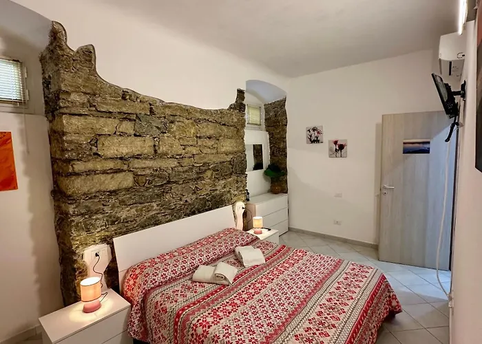 Revel Station To Cinque Terre