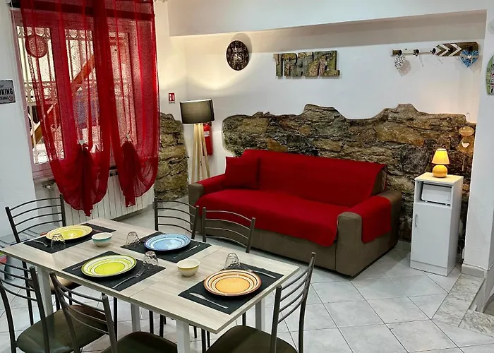 Revel Station To Cinque Terre Апартаменты *